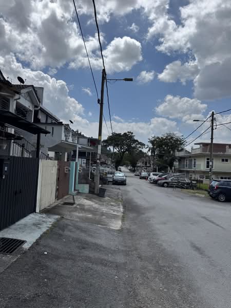 Townhouse for Rent in Taman Saga (Ampang) - Jessie Sim - PropertyGuru.com.my