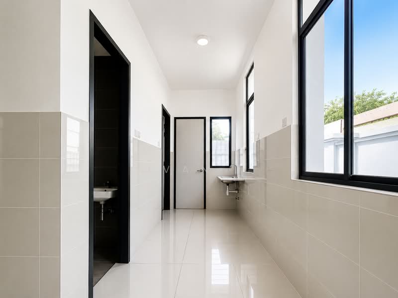 3-storey Terraced House for Sale in Taman Connaught (Cheras) - Ivan . - Corridor - PropertyGuru.com.my