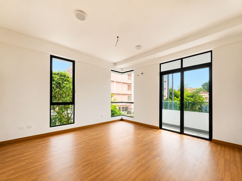 3-storey Terraced House for Sale in Taman Connaught (Cheras) - Ivan . - Living Room - PropertyGuru.com.my