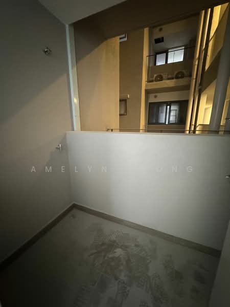 Servis Apartment untuk Dijual di The Pulse Residence - Amelyn Thong - Balcony - PropertyGuru.com.my