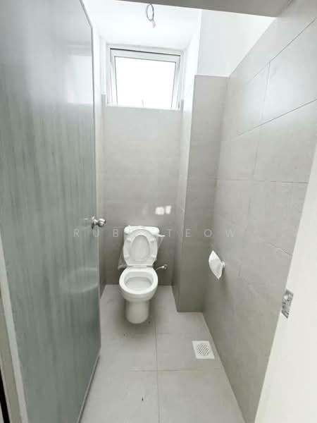 Shop for Rent in Taman Adda Heights (Tebrau) - Ruby Teow - Bathroom - PropertyGuru.com.my