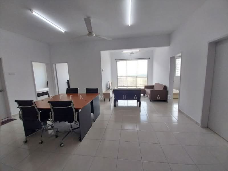 Kondominium untuk Disewa di Residensi Adelia 4 - Reen Mohamad - Living Room - PropertyGuru.com.my