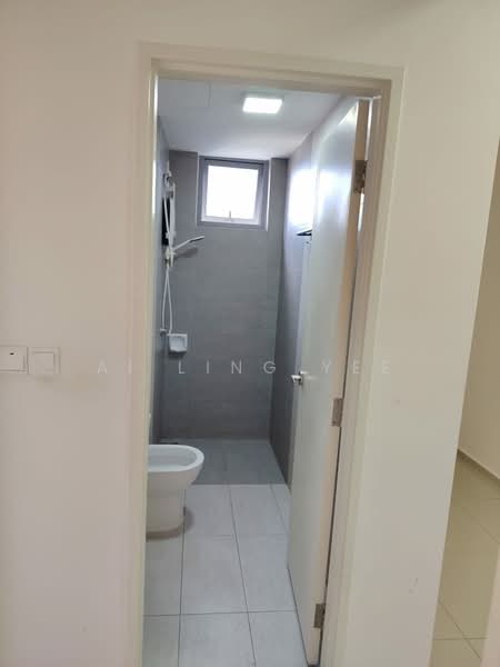 Service Residence for Rent at Gravit8, Klang - Ai Ling Yee - Bathroom - PropertyGuru.com.my