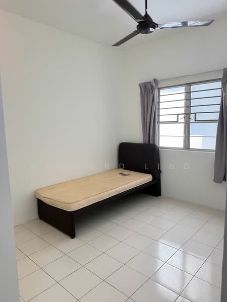 Condominium for Rent at Residensi Laguna (Sunway Belvedere) - Raymond Ling - Bedroom - PropertyGuru.com.my
