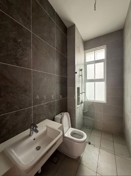 Rumah Banglo untuk Dijual di Setia Alam (Selangor) - Alex Lee - Bathroom - PropertyGuru.com.my