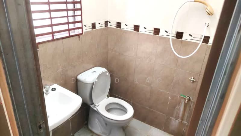 2-storey Terraced House for Sale in Taman Sri Sentosa (Klang) - David Lao - Bathroom - PropertyGuru.com.my