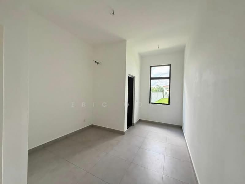 Rumah Teres 2 Tingkat untuk Dijual di Taman Mount Austin (Tebrau) - Eric Wong - PropertyGuru.com.my