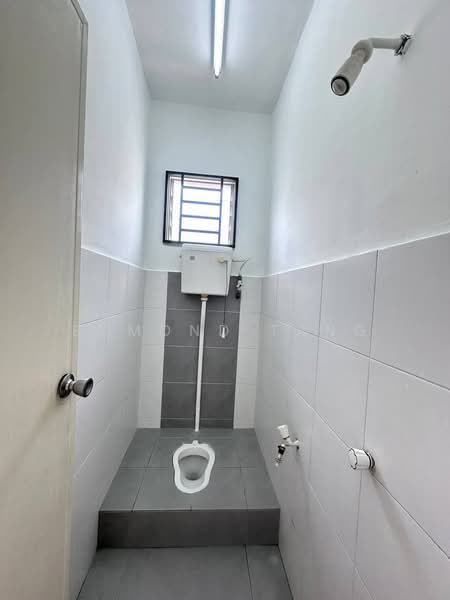 2-storey Terraced House for Rent in Taman Nusantara (Iskandar Puteri (Nusajaya)) - Edmond Tang - Bathroom - PropertyGuru.com.my