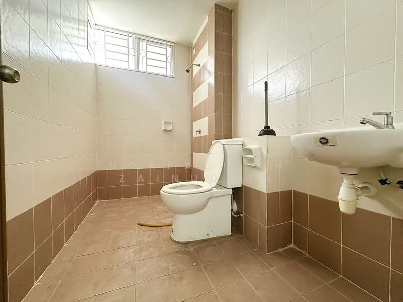 Rumah Teres 2 Tingkat untuk Dijual di Puncak Alam (Selangor) - NORFADILAH ZAINUDDIN - Bathroom - PropertyGuru.com.my