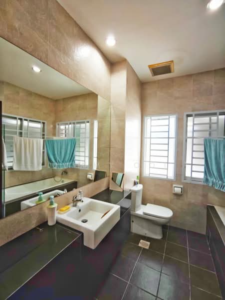 Rumah Berkembar untuk Dijual di Taman Ponderosa (Johor Bahru) - Jimmy Ooi - Bathroom - PropertyGuru.com.my