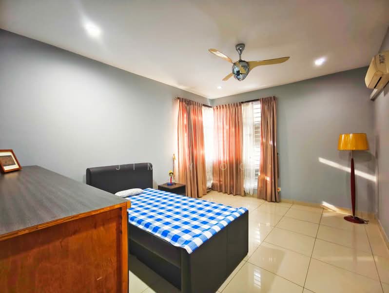Rumah Berkembar untuk Dijual di Taman Ponderosa (Johor Bahru) - Jimmy Ooi - Bedroom - PropertyGuru.com.my