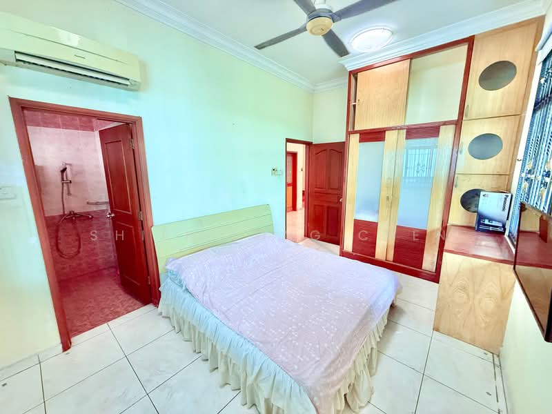 Semi-Detached House for Sale in Skudai (Johor) - Shieh Long Chen - Bedroom - PropertyGuru.com.my