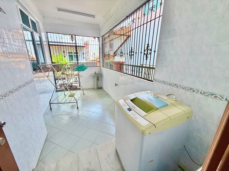 Semi-Detached House for Sale in Skudai (Johor) - Shieh Long Chen - Balcony - PropertyGuru.com.my