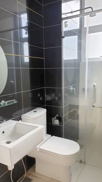 Service Residence for Sale at Skypod Residence - Calvin Kok - Bathroom - PropertyGuru.com.my