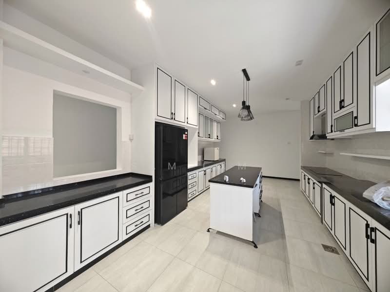 Bungalow for Sale in Taman Lim (Ipoh) - Sam Lam - PropertyGuru.com.my