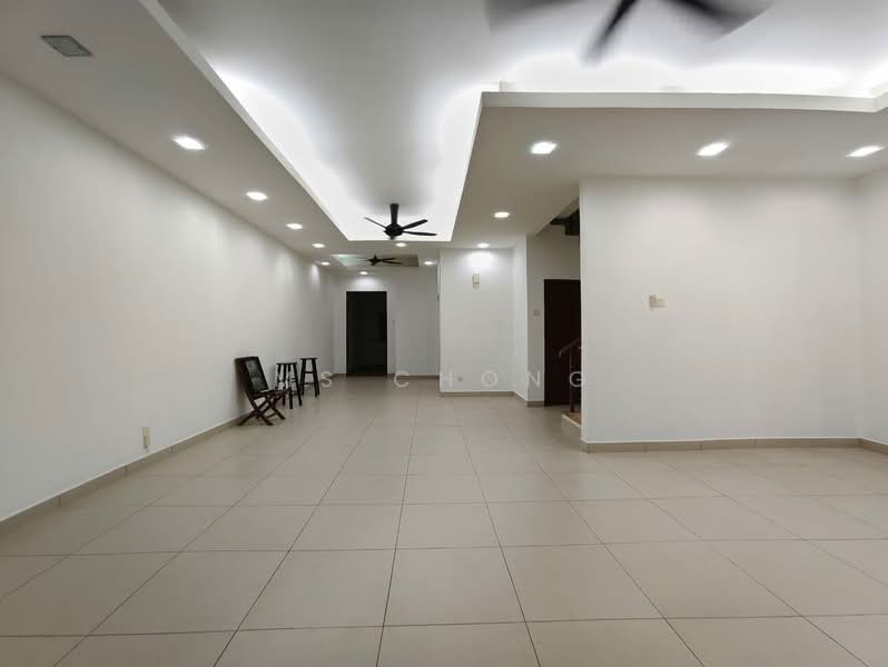 Rumah Teres 2 Tingkat untuk Dijual di Denai Alam (Shah Alam) - MS Chong - Living Room - PropertyGuru.com.my