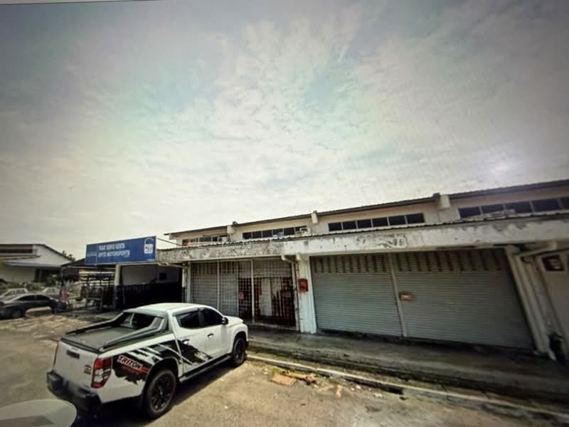 Kilang untuk Disewa di Taman Bukit Serdang (Seri Kembangan) - Celine Yong - Exterior - PropertyGuru.com.my
