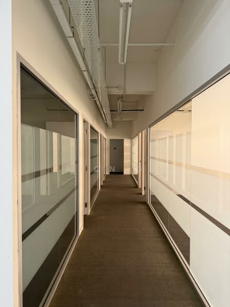 Kilang untuk Disewa di Seksyen 15 (Shah Alam) - Jason Gan - Corridor - PropertyGuru.com.my