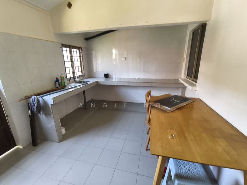 1-storey Terraced House for Rent in Kampung Lapan Tengkera (Melaka City) - Angie Ng - Kitchen - PropertyGuru.com.my