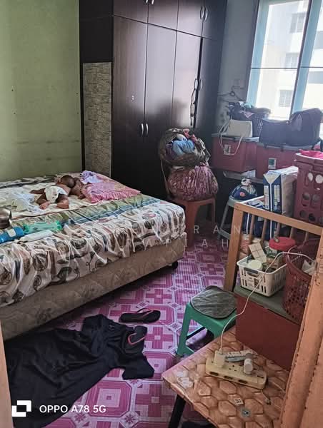 Pangsapuri untuk Dijual di Seri Ayu Apartment - Surendran Karapiah - Bedroom - PropertyGuru.com.my