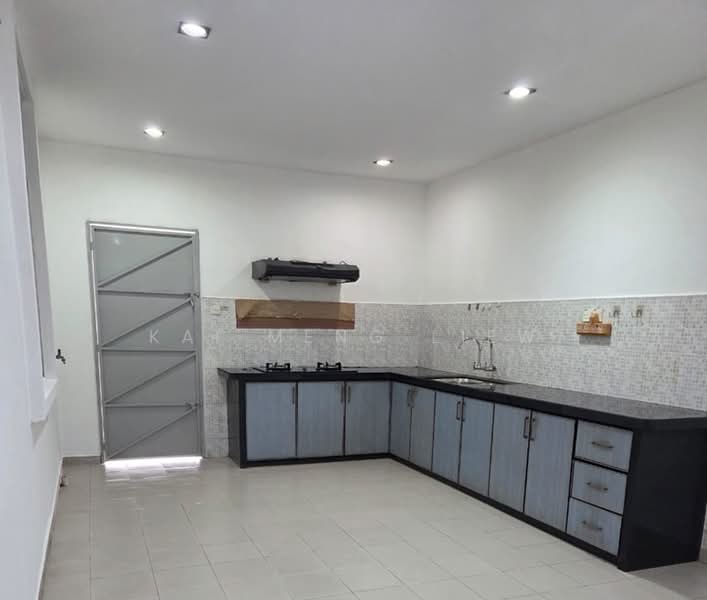 Semi-Detached House for Sale in Kulim (Kedah) - Kai Meng Liew - Kitchen - PropertyGuru.com.my