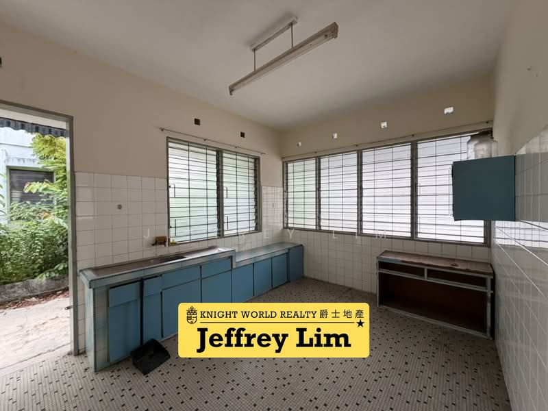 Semi-Detached House for Rent in Gelugor (Penang) - Jeffrey Lim - Kitchen - PropertyGuru.com.my