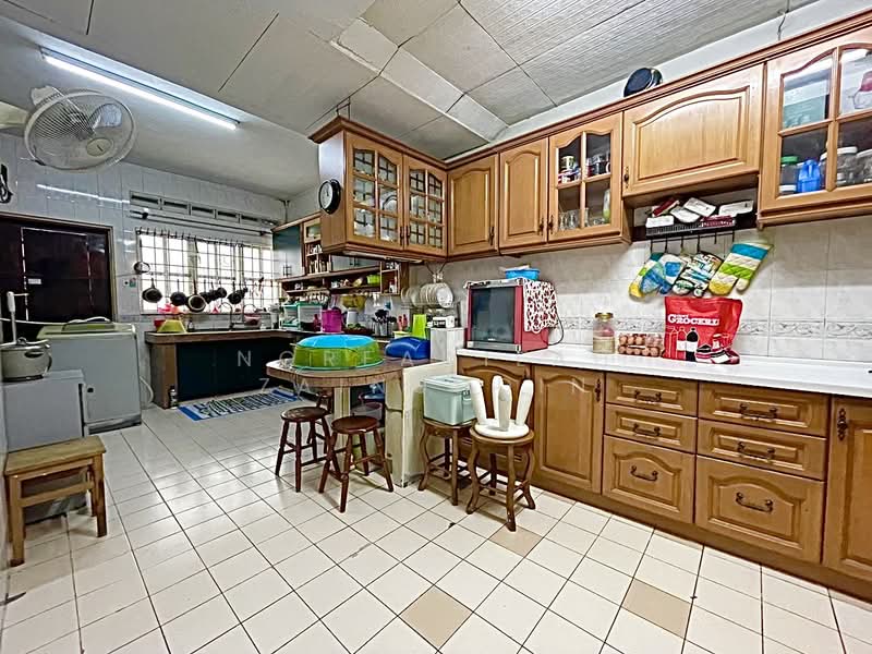 Rumah Teres 2 Tingkat untuk Dijual di Kota Damansara (Selangor) - NORFADILAH ZAINUDDIN - Kitchen - PropertyGuru.com.my