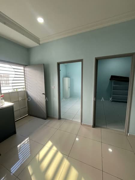 Townhouse for Sale in Kuala Selangor (Selangor) - Rohana Ishak - Interior - PropertyGuru.com.my