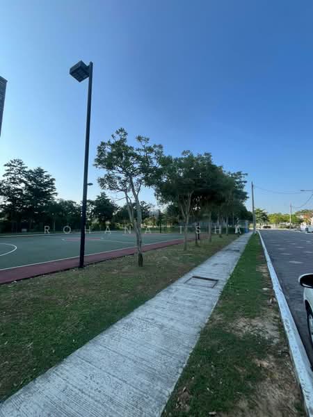 Townhouse for Sale in Kuala Selangor (Selangor) - Rohana Ishak - Exterior - PropertyGuru.com.my