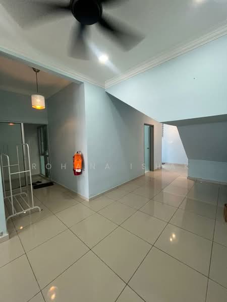 Townhouse for Sale in Kuala Selangor (Selangor) - Rohana Ishak - Interior - PropertyGuru.com.my