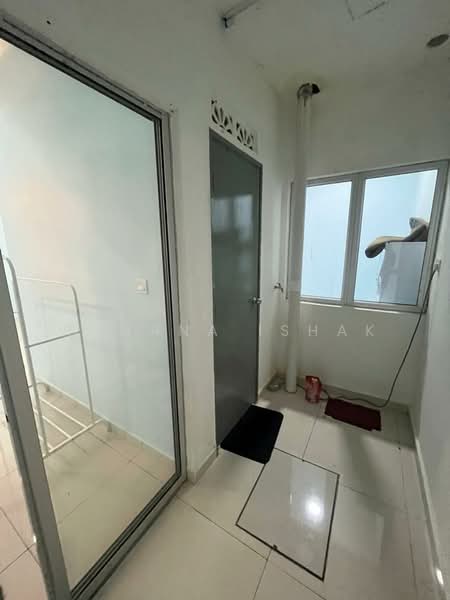 Townhouse for Sale in Kuala Selangor (Selangor) - Rohana Ishak - Interior - PropertyGuru.com.my