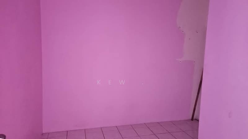 Rumah Flat untuk Disewa di Bolton Industrial Park - Kew . - Interior - PropertyGuru.com.my