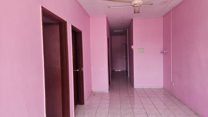 Rumah Flat untuk Disewa di Bolton Industrial Park - Kew . - PropertyGuru.com.my