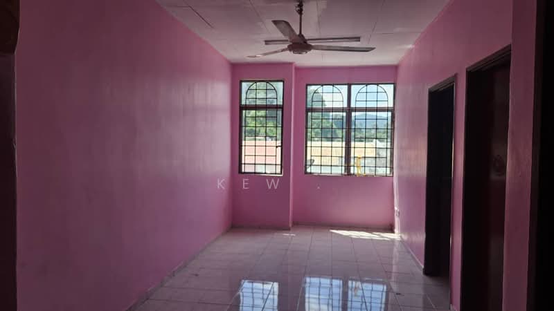 Rumah Flat untuk Disewa di Bolton Industrial Park - Kew . - PropertyGuru.com.my