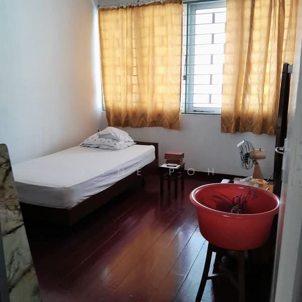 Rumah Teres 2 Tingkat untuk Dijual di Island Glades (Jelutong) - Jane Poh - Bedroom - PropertyGuru.com.my