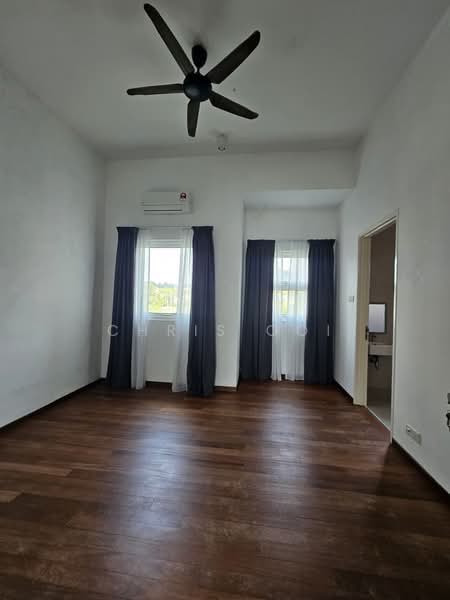 Terraced House for Rent in Tanjung Bungah (Penang) - Chris Ooi - Bedroom - PropertyGuru.com.my