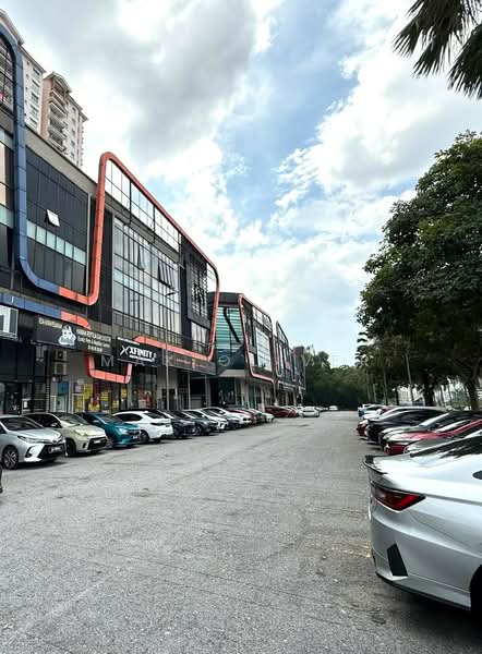 Kedai / Pejabat untuk Dijual di Serdang (Seri Kembangan) - Mak Oliver - Exterior - PropertyGuru.com.my