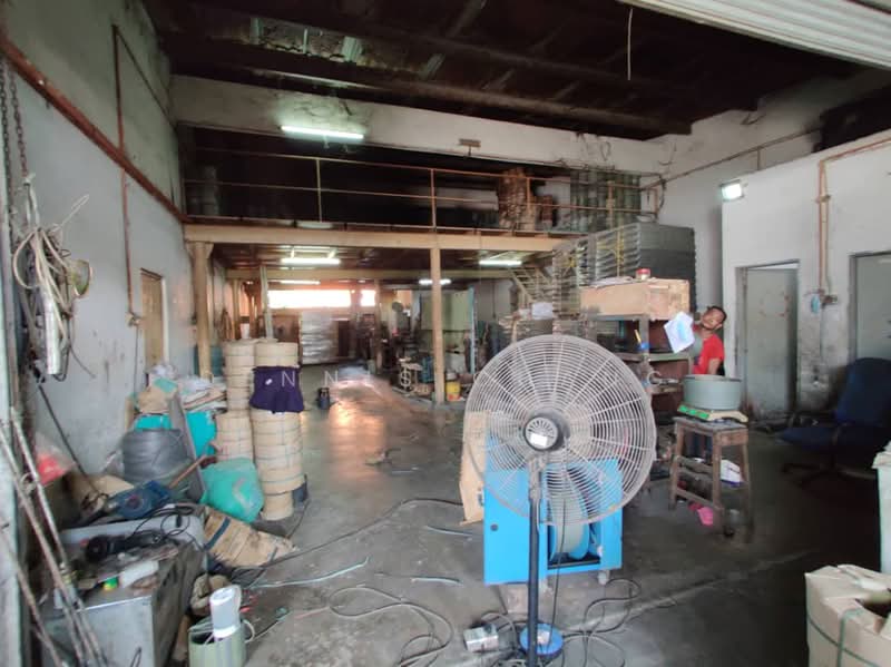 Kilang untuk Dijual di Bukit Angkat Industrial Park (Kajang) - Dennis Chang - Interior - PropertyGuru.com.my