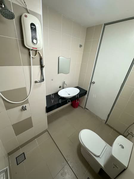 Kondominium untuk Disewa di Rafflesia - Jonathan Yeoh - Bathroom - PropertyGuru.com.my