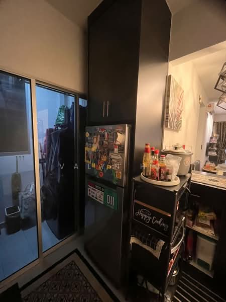 Service Residence for Rent at Acacia Residences - Valyn Ho - Kitchen - PropertyGuru.com.my