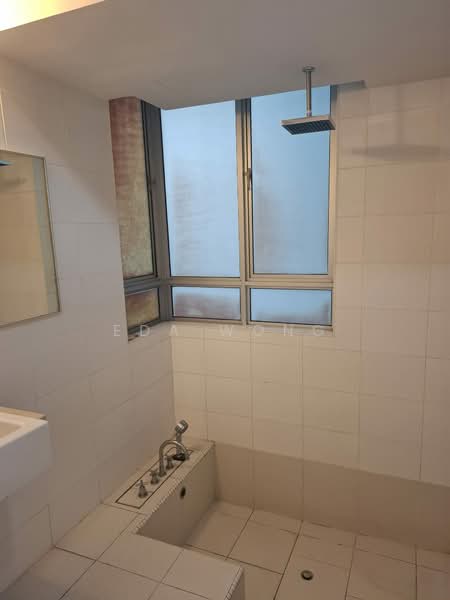 Servis Apartment untuk Disewa di Solaris Dutamas - Eda Wong - Bathroom - PropertyGuru.com.my