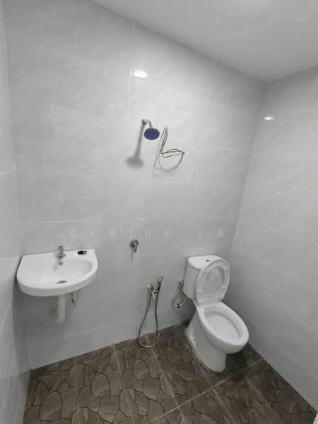 1-storey Terraced House for Sale in Taman Universiti (Skudai) - Claire Lai - Bathroom - PropertyGuru.com.my