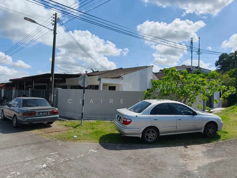 1-storey Terraced House for Sale in Taman Universiti (Skudai) - Claire Lai - Exterior - PropertyGuru.com.my