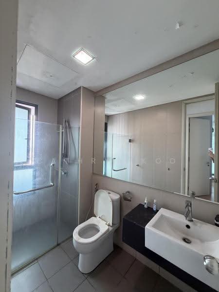 Kondominium untuk Disewa di LaCosta @ Sunway South Quay - Cathryn Koo - Bathroom - PropertyGuru.com.my
