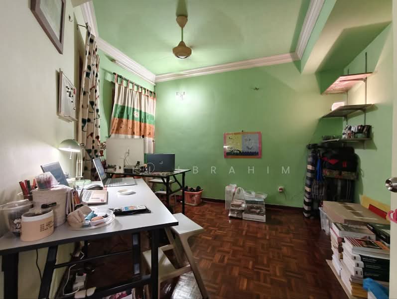 Pangsapuri untuk Dijual di Nova II - Azli Ibrahim - Study - PropertyGuru.com.my