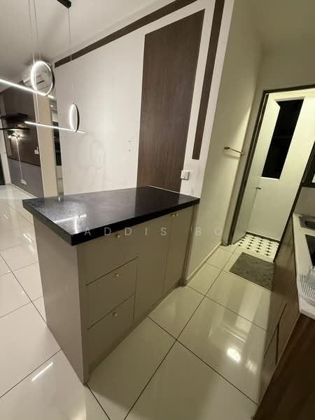 Servis Apartment untuk Disewa di Kenwingston Platz - Addis Bo - Kitchen - PropertyGuru.com.my