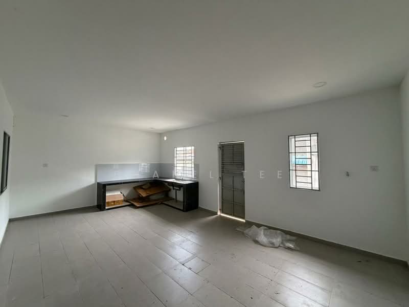 1-storey Terraced House for Sale in Kluang (Johor) - Shanel Tee - Interior - PropertyGuru.com.my