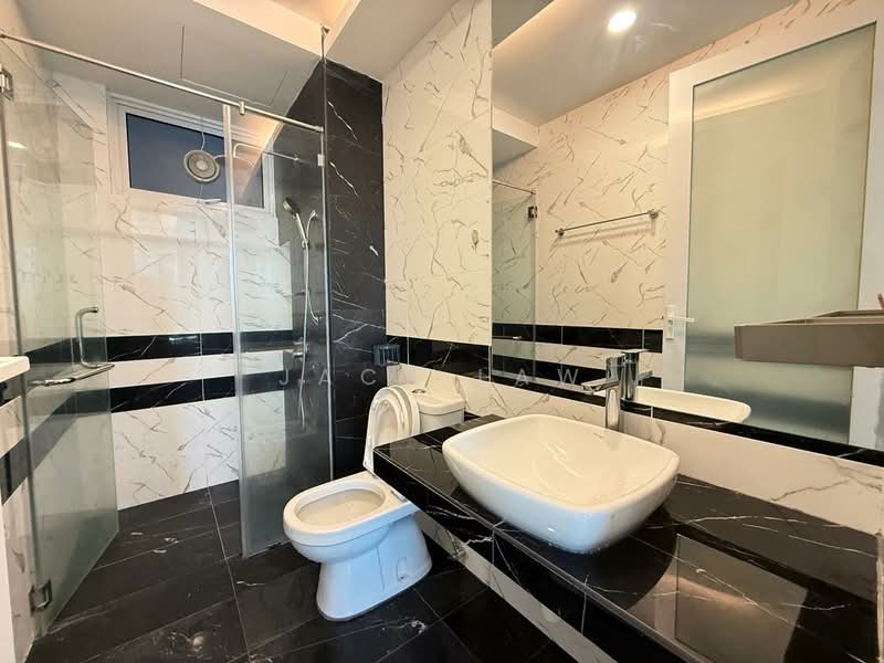 Condominium for Rent at QuayWest Residence - Jack Law - Bathroom - PropertyGuru.com.my