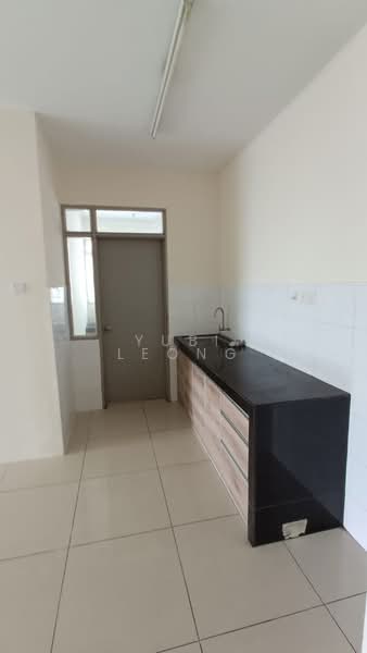 Kondominium untuk Dijual di Platinum Lake PV 20 - Yubi Leong - Kitchen - PropertyGuru.com.my