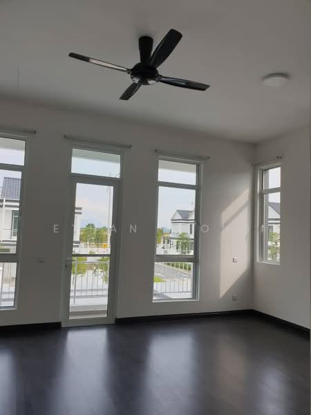 Rumah Teres 2 Tingkat untuk Dijual di Eco Majestic (Semenyih) - Ethan Leong - Living Room - PropertyGuru.com.my